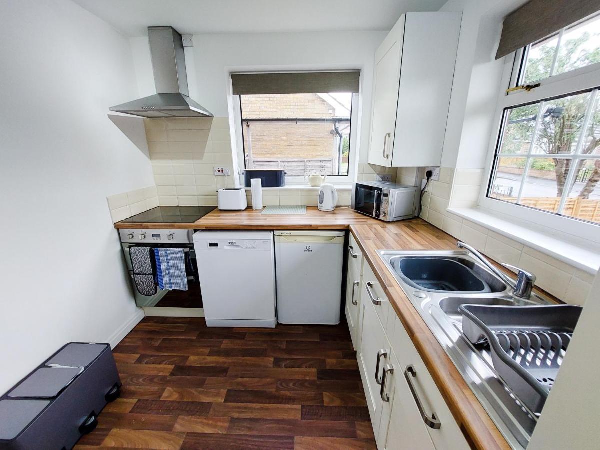 Spring Gardens Holiday Bungalow Cayton Exterior foto